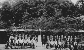 第７回　森鷗外奉納の戦利砲弾台座を転用した根津神社の水飲み場